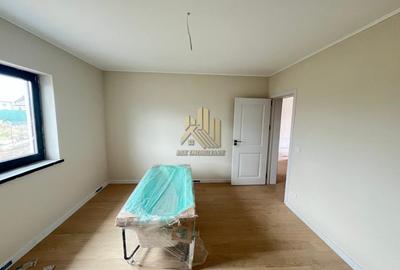 Casa 4 camere Izvor Tarlungeni - 12