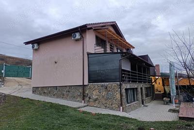 Casă cu 6 camere cu Teren 800 Mp în Central - 5