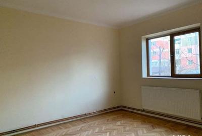 Apartament de vanzare Moinesti Bacau Apartament de vanzare Moinesti Bacau - 4