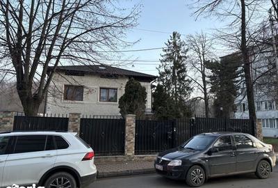 Casă cu 4 camere cu Teren 160 Mp în Ultracentral - 5