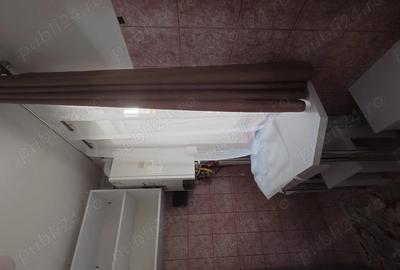 De inchiriat apartament 2 camere Constan?a, zona ?coala 8 - 5