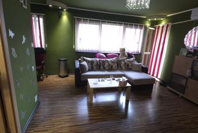 Apartament cu 2 camere, zona Vivo - 2