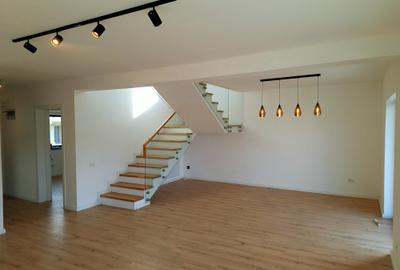 Casă individuală cu 4 camere cu Canalizare în Micești - 3