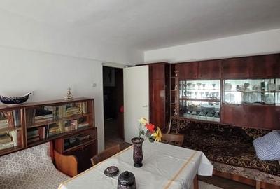 Apartament cu 2 camere decomandat în Central - 3