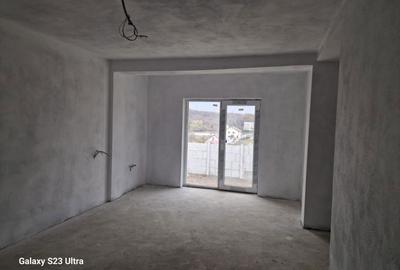 Apartament cu 3 camere decomandat în Băile Felix - 1