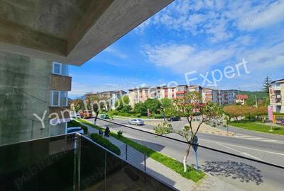 Spațiu comercial, de 100 mp, în Central - 4