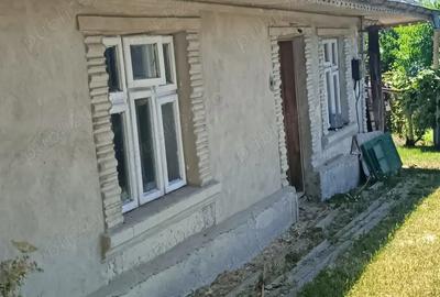 Vand casa si teren in HUSI - 5