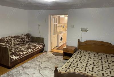 Ofer spre inchiriere garsoniera in zona centrala - 3