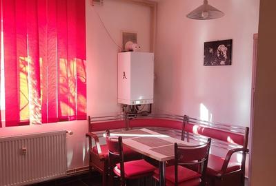 Apartament decomandat, mobilat în Uverturii - 3