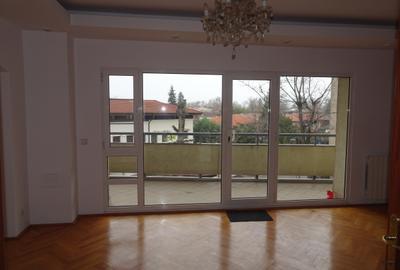 Bloc tip boutique, constr. 2000, parcare subterana si 2 intrari - 23