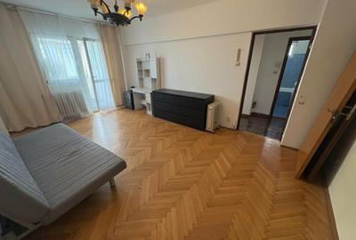 Apartament cu 2 camere decomandat în Văcăresti - 10