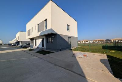 Casă individuală cu 4 camere cu Canalizare în Tunari - 3