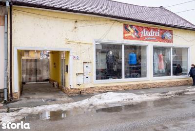 Casă cu 4 camere cu Teren 485 Mp în Piața Centrală - 13