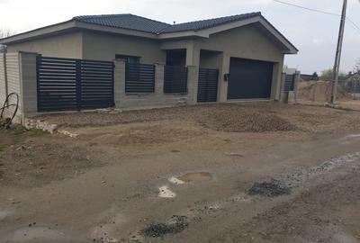 Casa moderna direct de la proprietar - 1