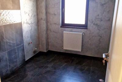 Casă cu 4 camere în Bucium - 3