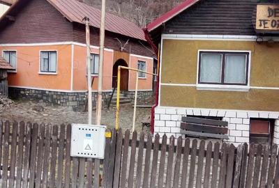 Casă cu Teren 800 Mp în Central - 3