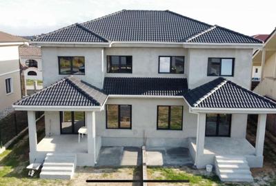 Duplex cu 5 camere cu Teren 304 Mp în Ghiroda - 1