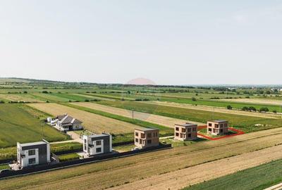 Casa / Vila de vanzare la rosu in Radauti Casa / Vila de vanzare la rosu in Radauti - 2