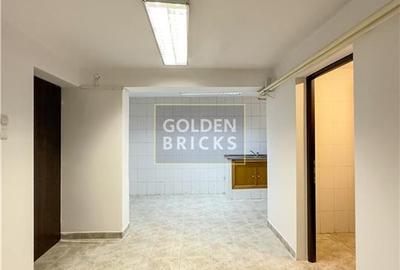 Casă individuală cu 8 camere cu Canalizare în Aviației - 8