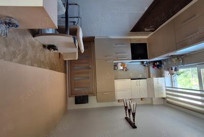 Casă cu 5 camere cu Teren 2500 Mp în Iris - 3