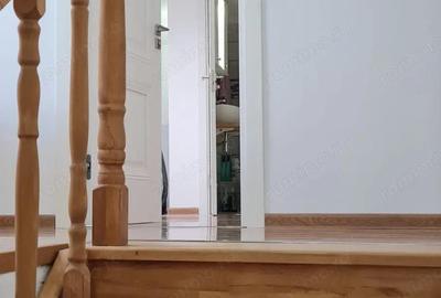 Apartament cu 4 camere decomandat în Central - 1