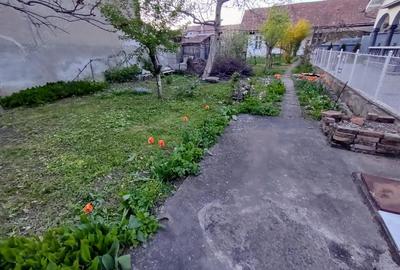 Casă cu 3 camere în Ultracentral