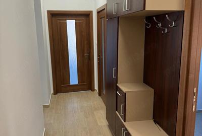 Apartament cu 3 camere decomandat în Punctele Cardinale - 2