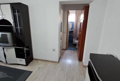 Garsonieră decomandată în Exterior Vest - 4