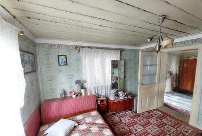 Casa 70 mp, teren 1415 mp , Zarnesti sat Fundeni - 2