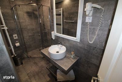 Casă cu 5 camere cu Teren 425 Mp în Central - 9