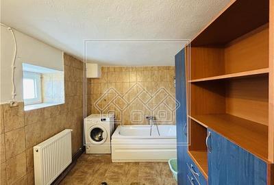 Casa in Sibiu - Vurpar - 2 constructii in curte - Gradina mare - 19