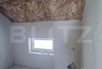 Casă cu 4 camere cu Teren 692 Mp în Central - 11