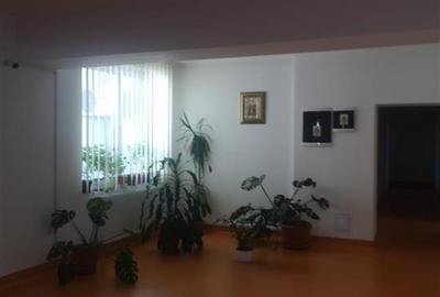 Birou, de 800 mp, în Central - 7