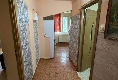 Garsonieră decomandată în Soarelui - 4