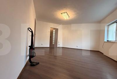 Apartament spatios cu 4 camere, 2 bai si camara, zona Lipovei - 5