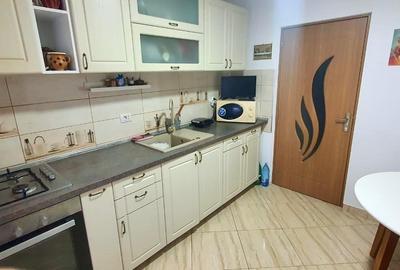 Apartament cu 2 camere decomandat, mobilat în Nicolina - 13