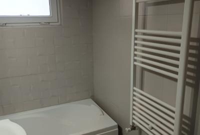 Apartament cu 3 camere decomandat în Kamsas - 9