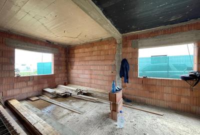 Duplex cu 5 camere cu Teren 370 Mp în Urseni - 4