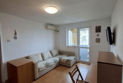 Apartament cu 2 camere semidecomandat în Politehnica