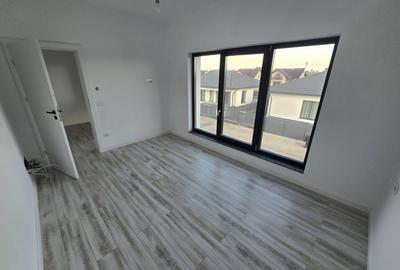 CARTIER PRIVAT, CASA 4 CAMERE, 2 BAI, MIROSLAVA , PLACA DE BETON PESTE ETAJ - 24