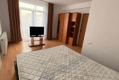 Garsonieră decomandată în Florești