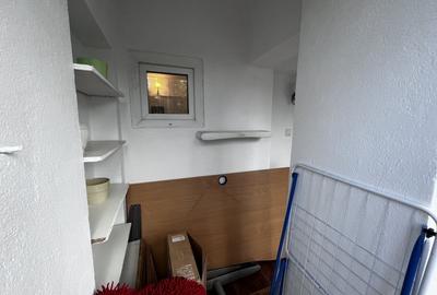 Apartament cu 3 camere semidecomandat, mobilat în P-ța Victoriei - 14