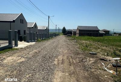 Teren de 750 mp, în Bârnova - 3