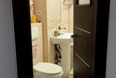 Apartament cu 4 camere decomandat în Lacul Tei - 9