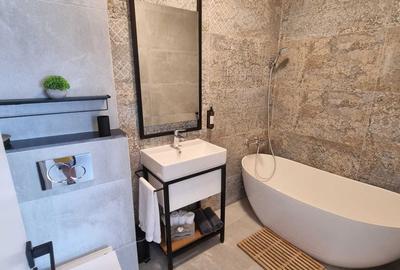 Apartament cu 2 camere decomandat în Palazu Mare - 1
