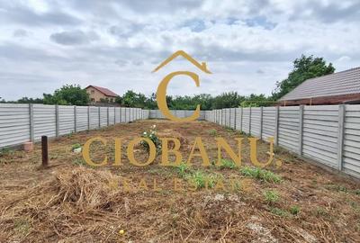 Teren intravilan imprejmuit cu gard de beton de vanzare - 10
