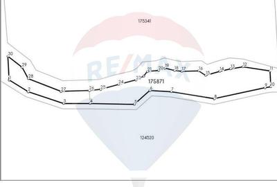 Teren de 56000 mp, în Central - 13