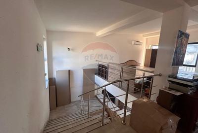 Spatiu comercial de 222 mp de inchiriat in Bals - 3