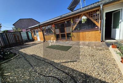 Casă individuală cu 5 camere cu Canalizare în Central - 22