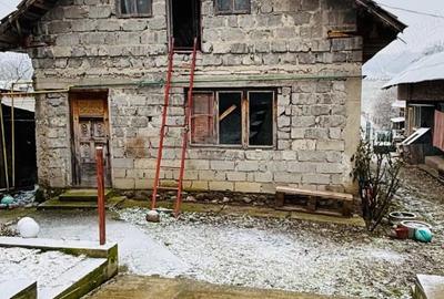 Casă cu Teren 800 Mp în Central - 7